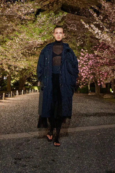 Look 7